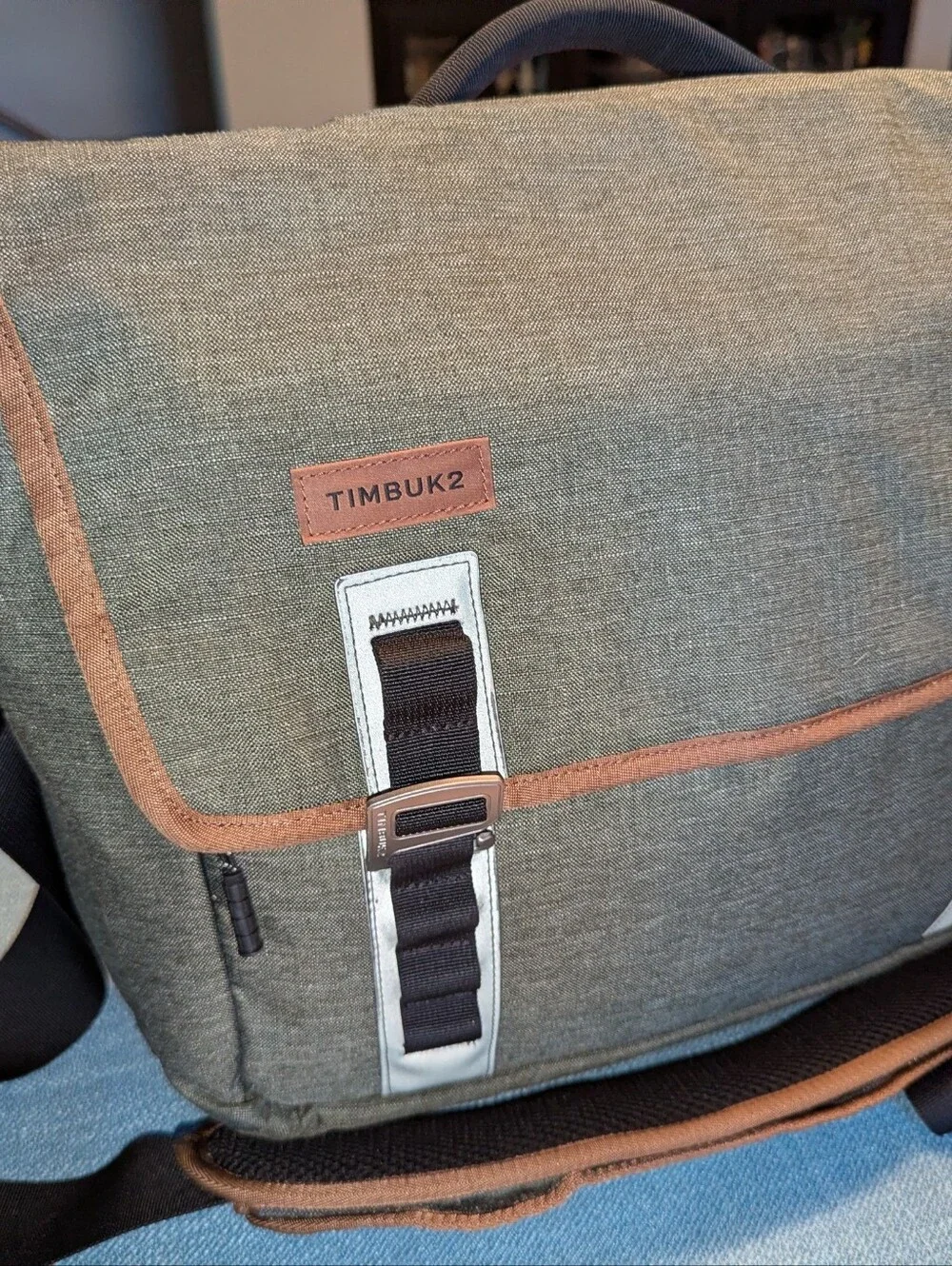 Timbuk2 Command TSA-Friendly Laptop Messenger Bag 18L - Great condition